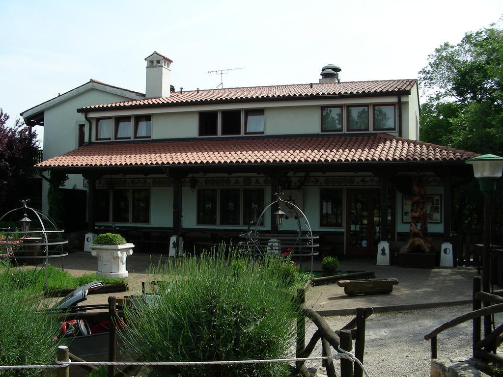 Agriturismo Mezzaluna Malchina Εξωτερικό φωτογραφία