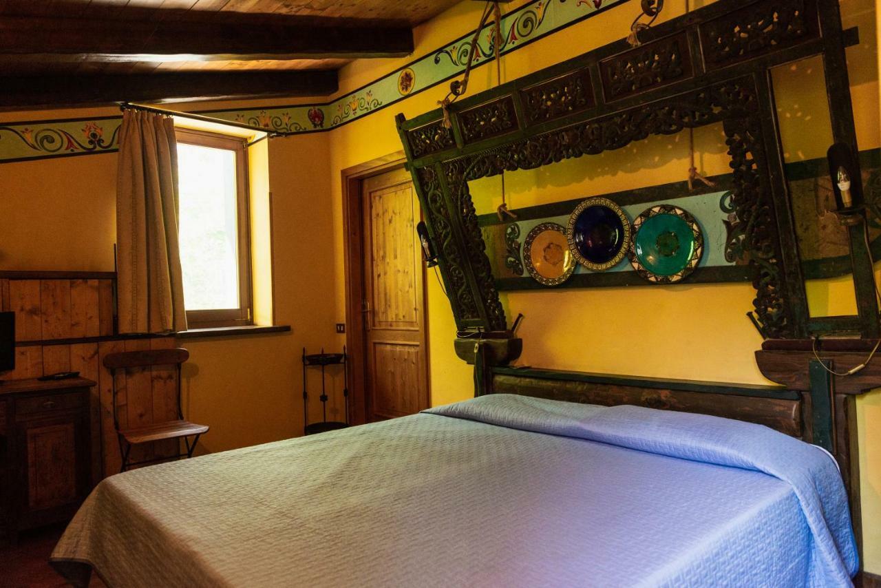 Agriturismo Mezzaluna Malchina Εξωτερικό φωτογραφία